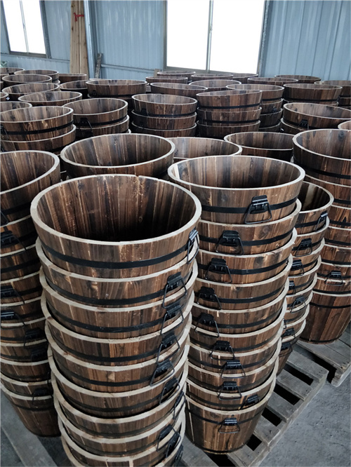 wooden barrel04.jpg