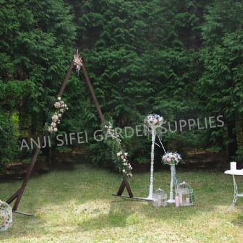 Triangle Wooden Wedding Arches